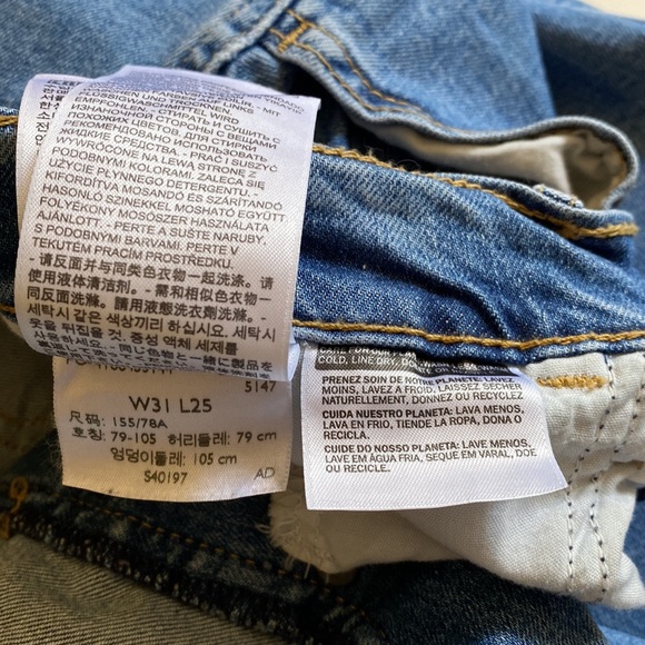 Levi’s Women’s Jeans - Picture 5 of 6